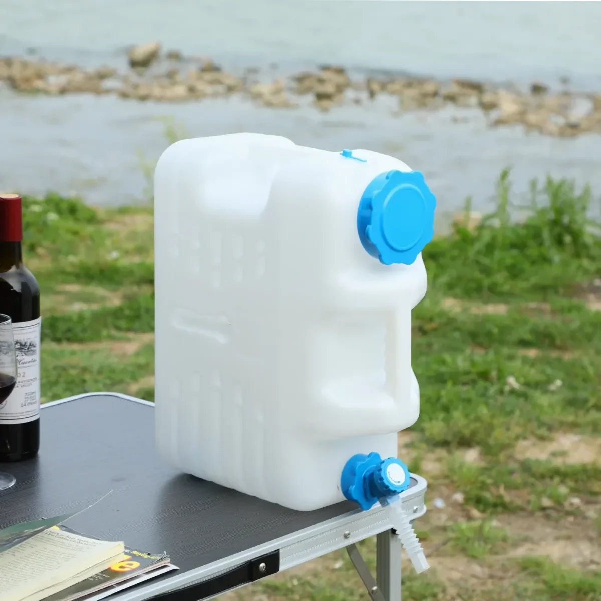 Portable Camping Water Container with Spigot and Wheels - Redcamp