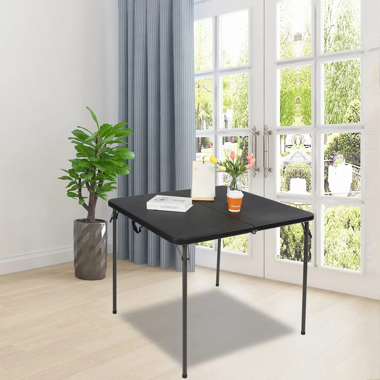 Table à cartes carrée légère et portable avec pieds pliables 