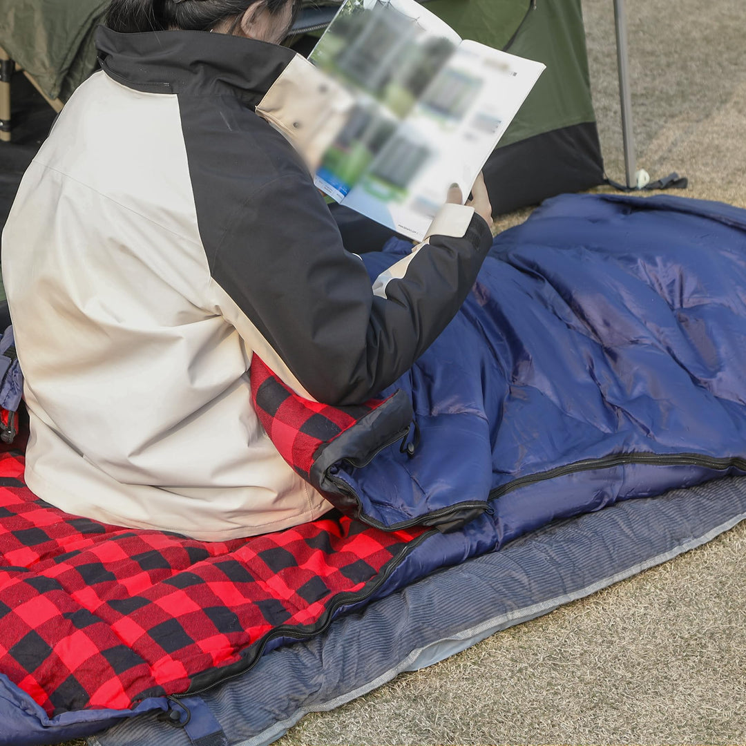 Wide Flannel Sleeping Bag with Detachable Hood
